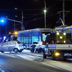 Krš i lom na Maksimirskoj