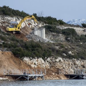 Počeli radovi na temeljima mosta Pelješac