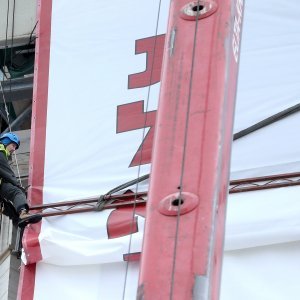 Natpis 'Dan sjećanja na žrtve holokausta'