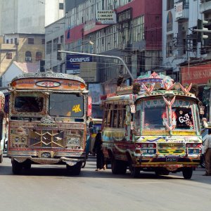 Pakistanski autobusi