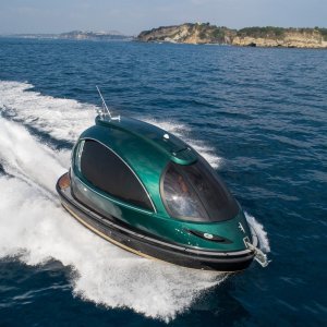 Royal Jet Capsule