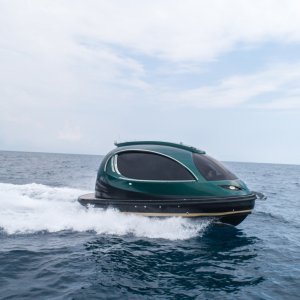 Royal Jet Capsule