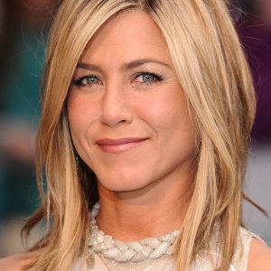 Frizure Jennifer Aniston