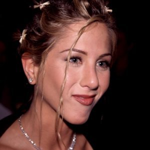 Frizure Jennifer Aniston