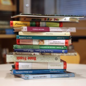Knjige uklonjene s popisa obavezne školske lektire