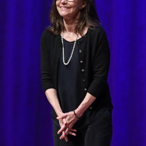 Sally Field - M'lynn Eatenton