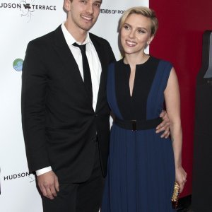 Scarlett i Hunter Johansson