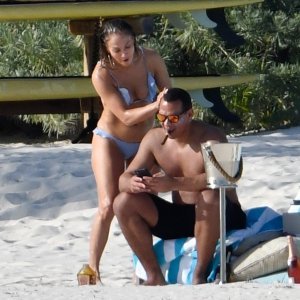 Jennifer Lopez i Alex Rodriguez uživaju na Bahamima