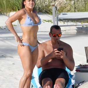 Jennifer Lopez i Alex Rodriguez uživaju na Bahamima