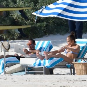 Jennifer Lopez i Alex Rodriguez uživaju na Bahamima