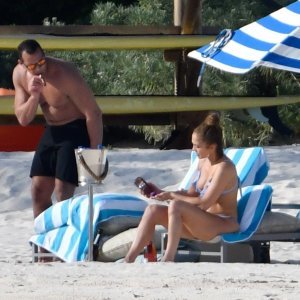 Jennifer Lopez i Alex Rodriguez uživaju na Bahamima