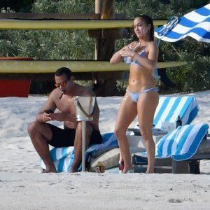 Jennifer Lopez i Alex Rodriguez uživaju na Bahamima