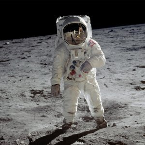 Drugi čovjek na Mjesecu. Prvi je držao fotoaparat