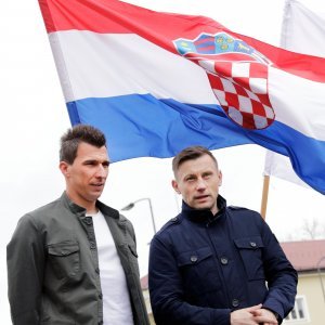 Mandžukić i Olić