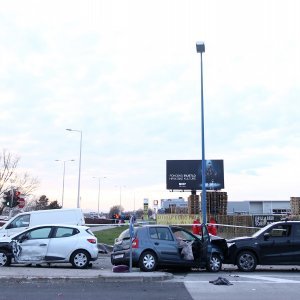 Prometna nesreća kod Velike Mlake