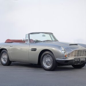 Aston Martin DB5 Volante (1965.-1966.)