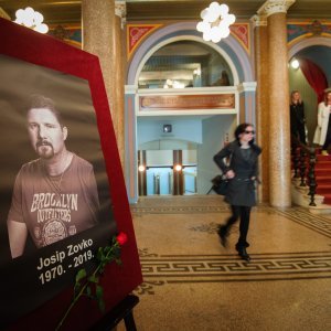 Komemoracija za preminulog glumca Josipa Zovka u HNK Split