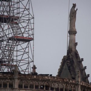 Jutro nakon katastrofalnog požara u katedrali Notre Dame