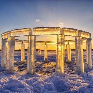 Ledeni Stonehenge