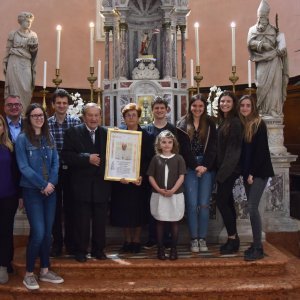 Umag: Mirko Otočan od pape dobio zahvalu za 70 godina sviranja orgulja