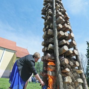 Načelnica Općine Gradec Ljubica Ambrušec potpalila je vuzmicu