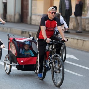 Karlovac: Više od dvije tisuće građana sudjeluje na tradicionalnoj 26. prvosvibanjskoj biciklijadi