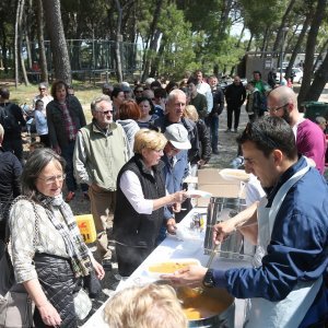 Šibenik: U Jadriji uz besplatni grah obilježen Prvi maj