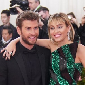 Miley Cyrus i Liam Hemsworth