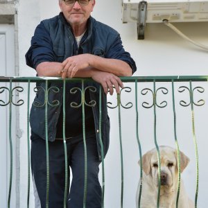 Biograd: Zbog sudskog spora zazidali čovjeka i psa u kuću