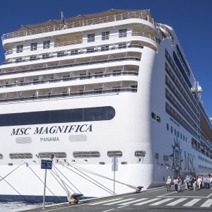 U splitsku luku uplovio kruzer MSC Magnifica sa 2700 putnika