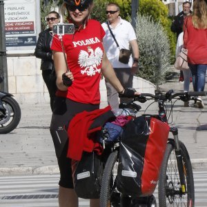 Turisti uživaju u toplom i sunčanom danu na makarskom području