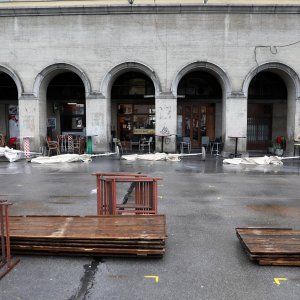 Zbog jakog nevremena na tržnici Dolac tek dvije prodavačice