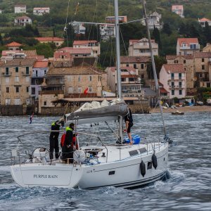 Kiša i vjetar stvaraju probleme u prometu