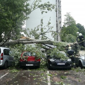 Razbijeni automobili u Sopotu