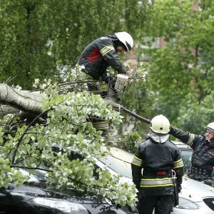 Razbijeni automobili u Sopotu