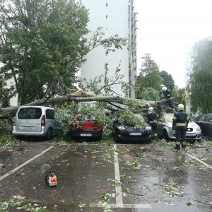 Razbijeni automobili u Sopotu