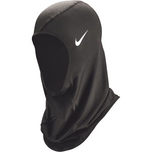 7. Nike Pro hidžab