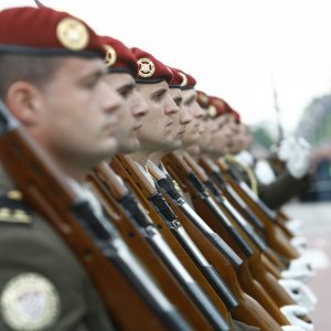 Obilježavanje 28. rođendana Hrvatske vojske na jarunskom jezeru