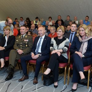 Mirjana Hrga, Mirko Šundov, Damir Krstičević, Kolinda Grabar-Kitarović i Ana Hanžeković