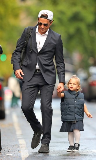 Bradley Cooper sa kćerkicom Leom