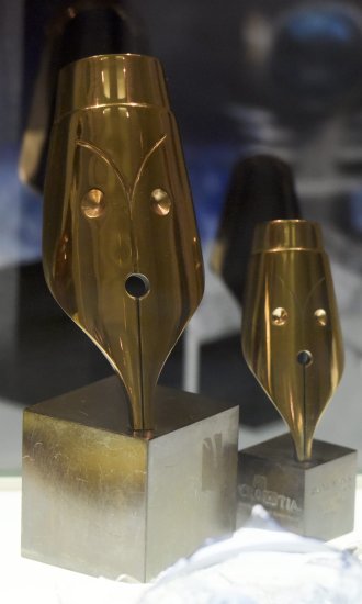 Izložba Kristal Total-Art Ivice Propadala otvorena u Muzeju Mimara
