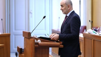 MIJENJA SE ZAKON