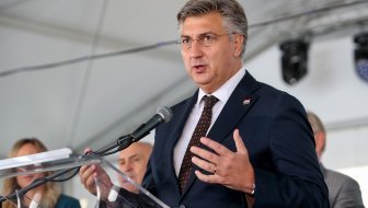 predstavilo se 35 klubova