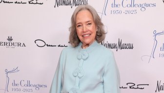 CHIC LOOK KATHY BATES
