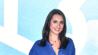 STIŽU ČESTITKE
