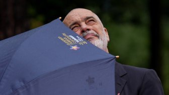 NAROD JE PODIJELJEN