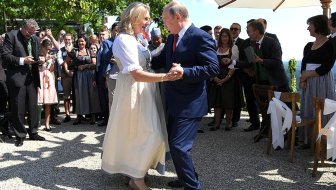 karin kneissl