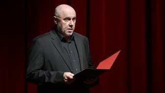 režija Dražena Ferenčine