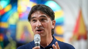 IZVAN TRAVNATOG TERENA