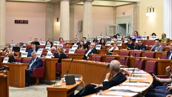 ULAZIMO U OECD